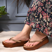 Women Shimmering Thong Straps Wedge Sandals (W-SHI-84-SULTAN)